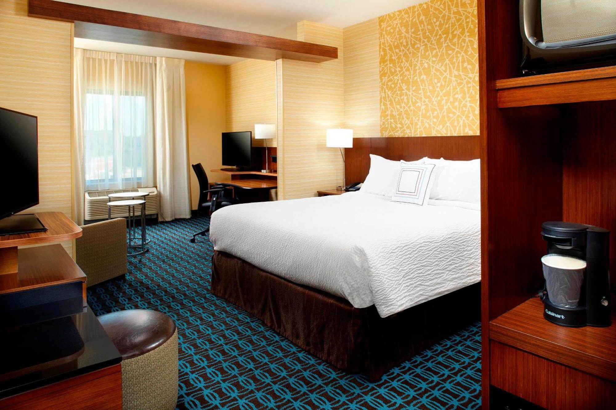 Fairfield By Marriott Inn & Suites Wheeling At The Highlands Triadelphia Exterior photo