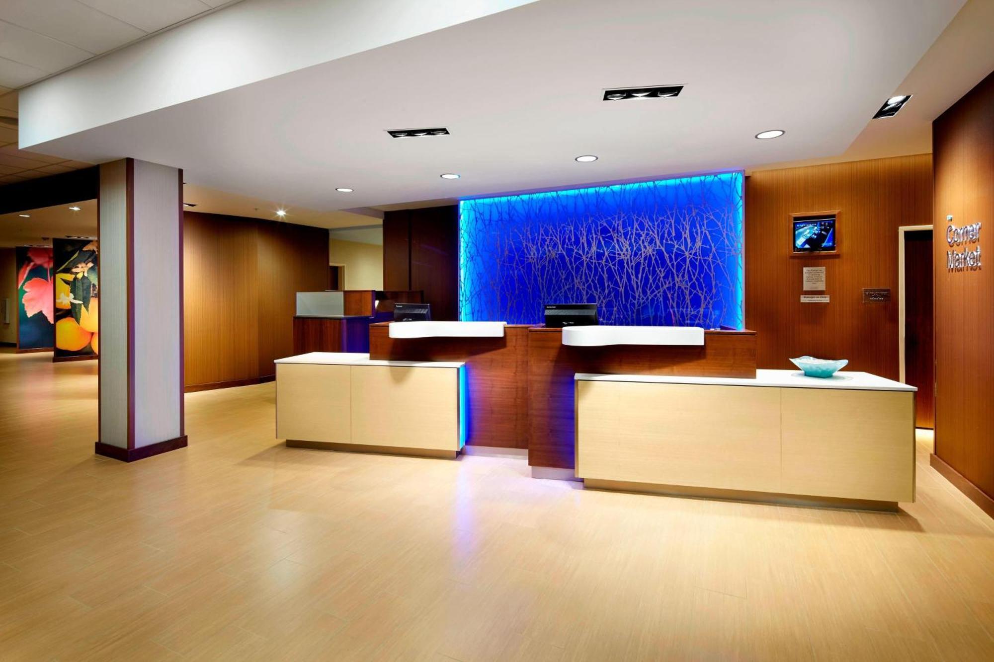 Fairfield By Marriott Inn & Suites Wheeling At The Highlands Triadelphia Exterior photo