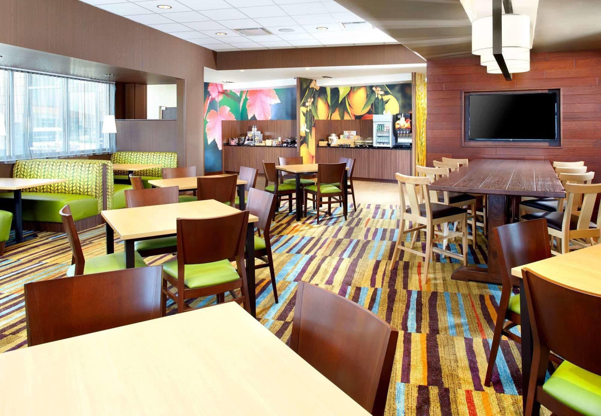 Fairfield By Marriott Inn & Suites Wheeling At The Highlands Triadelphia Exterior photo