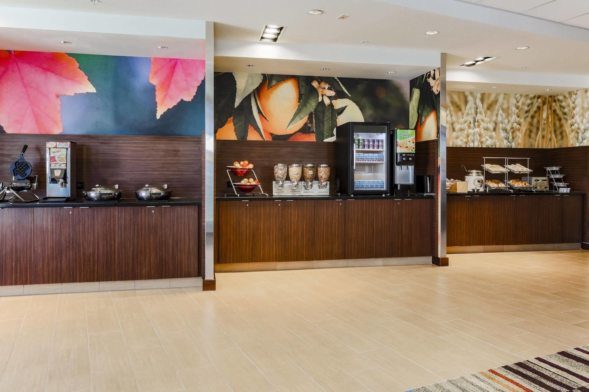 Fairfield By Marriott Inn & Suites Wheeling At The Highlands Triadelphia Exterior photo
